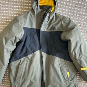 Boys North Face Garçon ski jacket size S 7-8